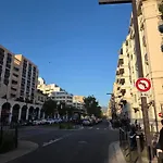 Renoir Seaside 아파트 *